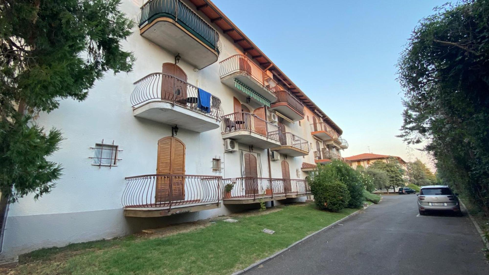 Il Girasole Apartment Пескиера дел Гарда Екстериор снимка
